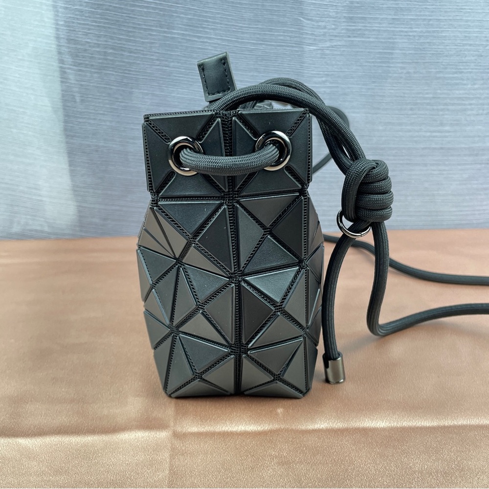 New Issey Miyake Black Knotted Tofu Bag - Picture 3 of 10